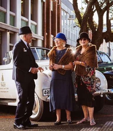 Art Deco Highlights Vintage Car Tour