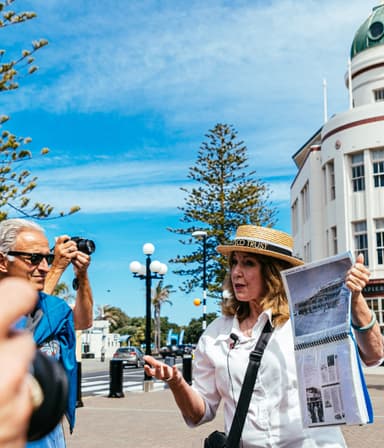 Walking Tours of the Art Deco Quarter
