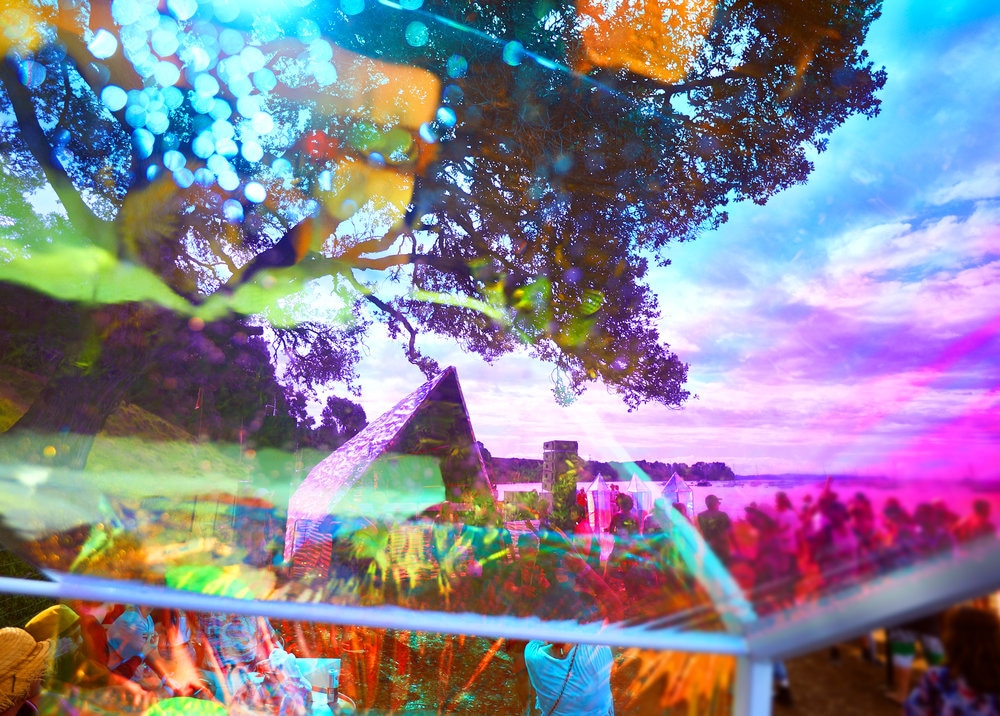 landing background